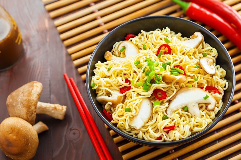 Trả lời: Tiểu đường thai kỳ ăn mì tôm được không?