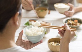 Bệnh tiểu đường nên ăn gì thay cơm mà ổn định đường huyết?