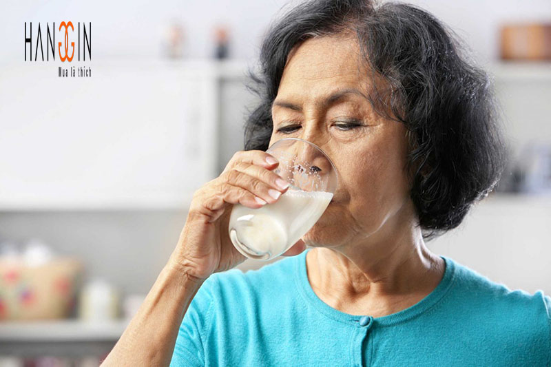 Sữa dành cho người già tiểu đường loại nào tốt?